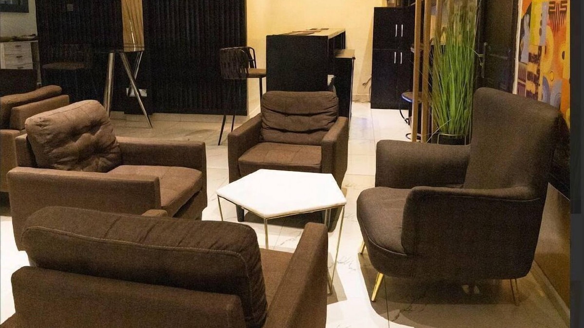 Dzorwulu Hotel | Airport West Hotel