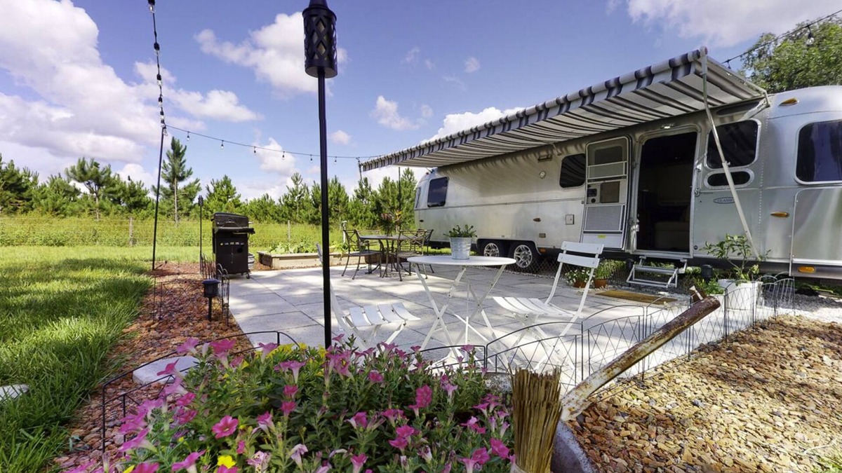 Seffner House | Airstream on a Farm