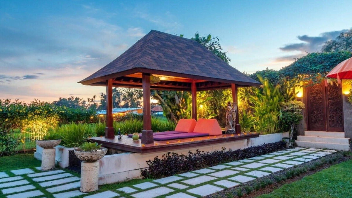 Kemenuh Villa | Airy 7BR Villa with Amazing Hot Tub & Pool, Bali Villa 2234