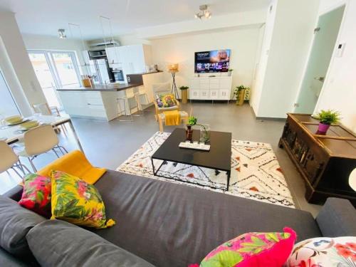 Rollingergrund-Belair Nord Apartment | Airy and spacious 3 Bedroom w terrace&parking