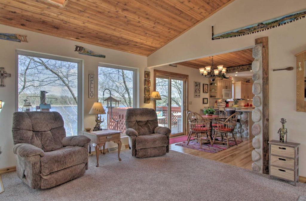 Montello House | Airy Cottage with Dock and Views on Buffalo Lake!