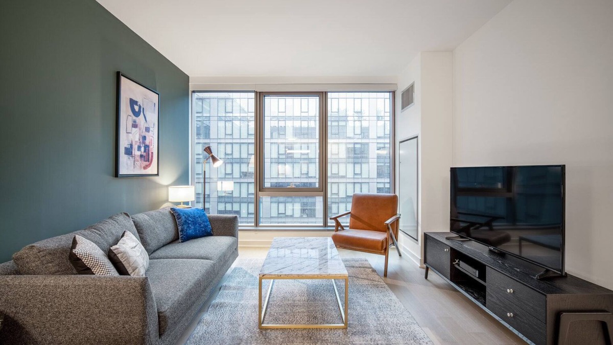 Navy Yard Apartment | Airy Navy Yard 1BR w/W/D, Gym, Doorman, nr. Metro, by Blueground