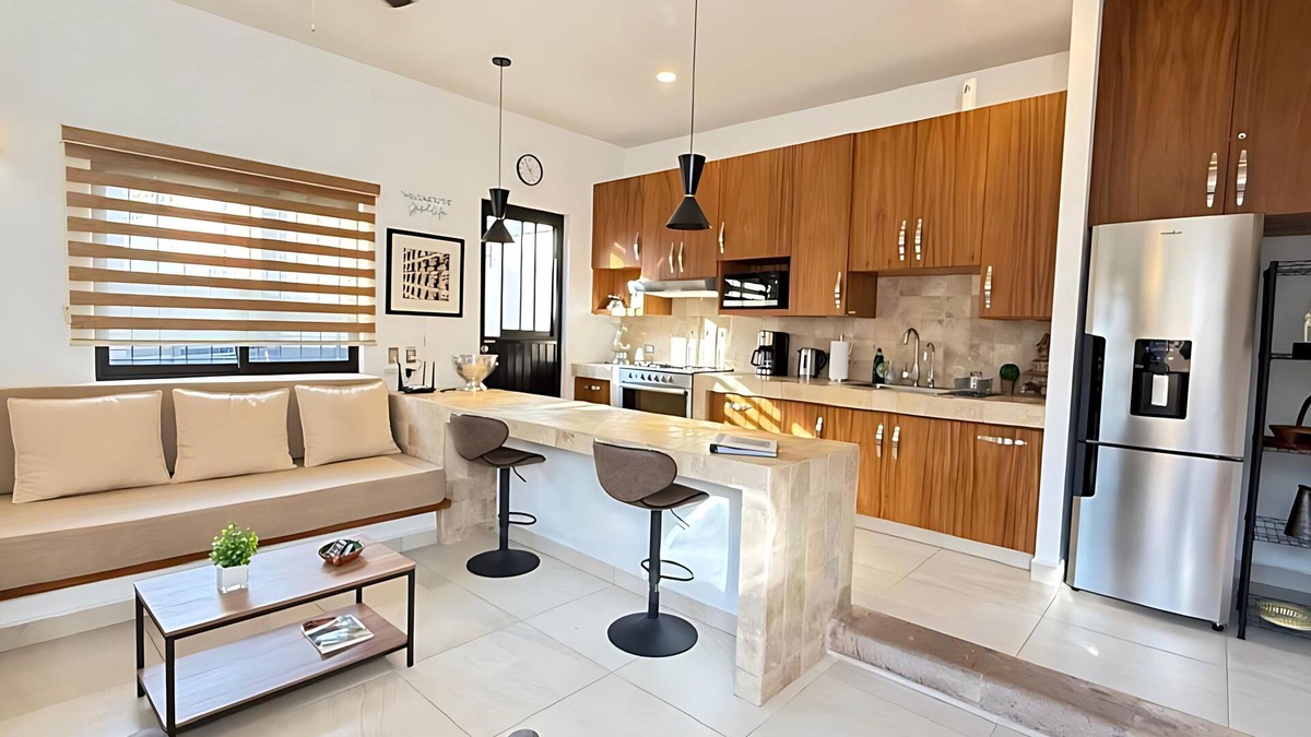 San Antonio Tlayacapan House | Ajijic Modern 1 Bedroom Guesthouse - 2 Patios, BBQ, Bikes, Great Location