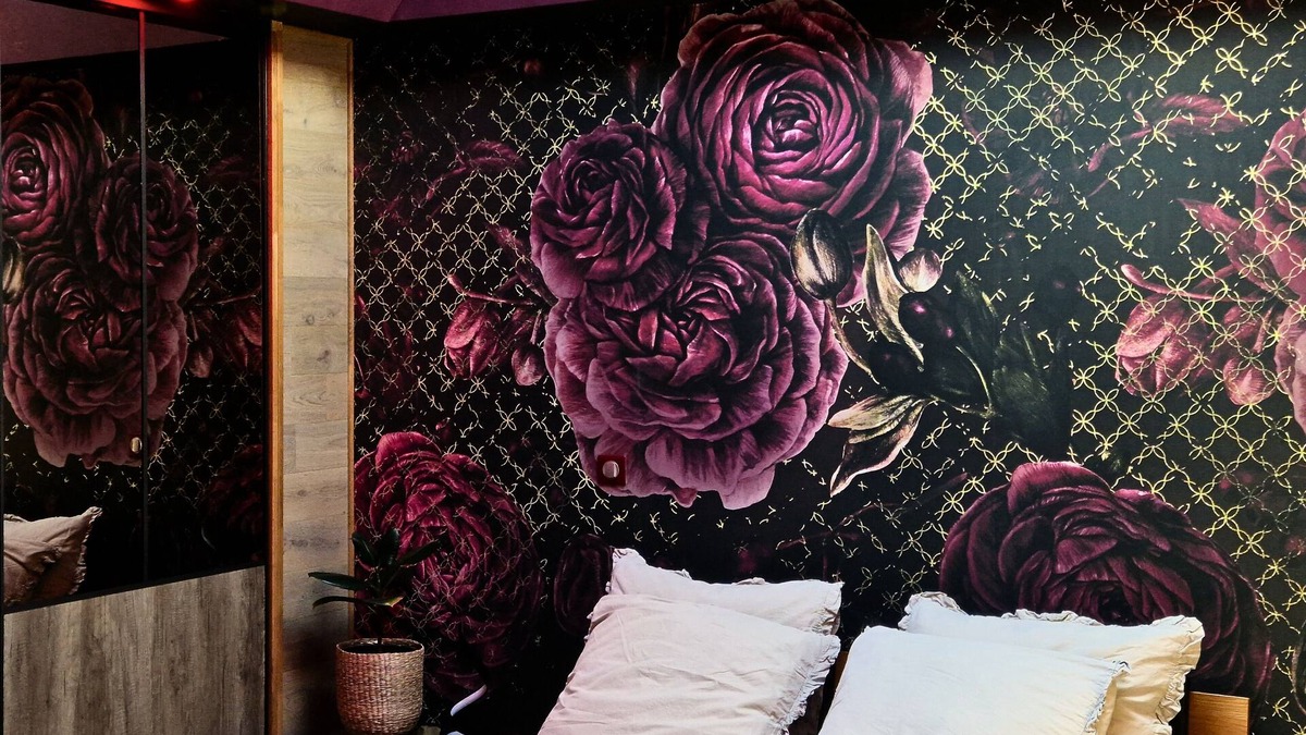 Lavaur Apartment | AKA LOVE ROOM