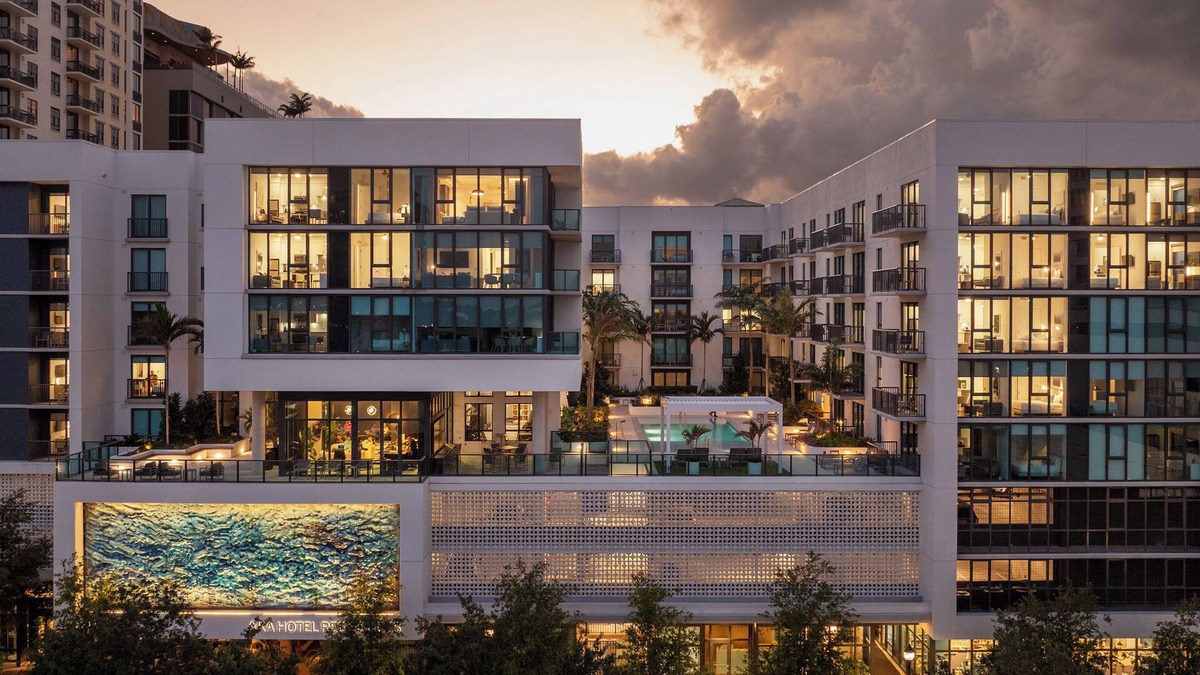 Downtown West Palm Beach Hotel | AKA West Palm