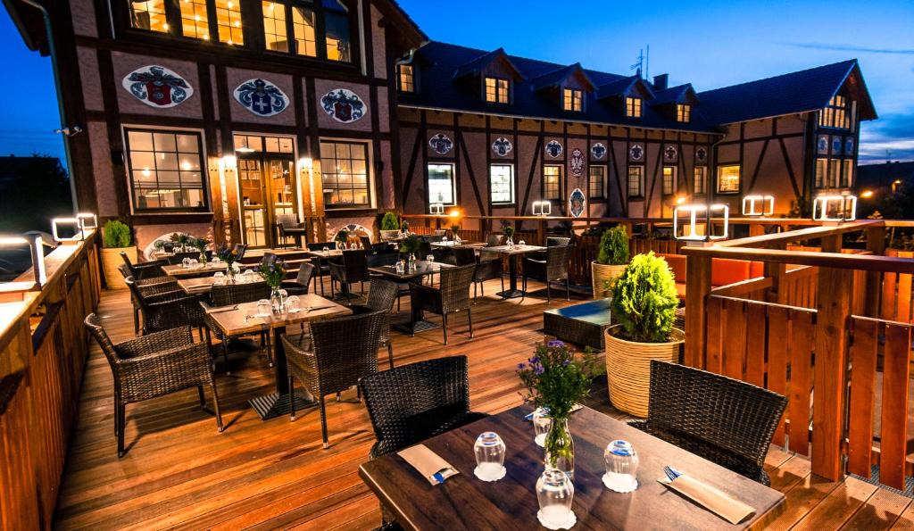 Oborniki Slaskie Resort | Akademia Kuraszków
