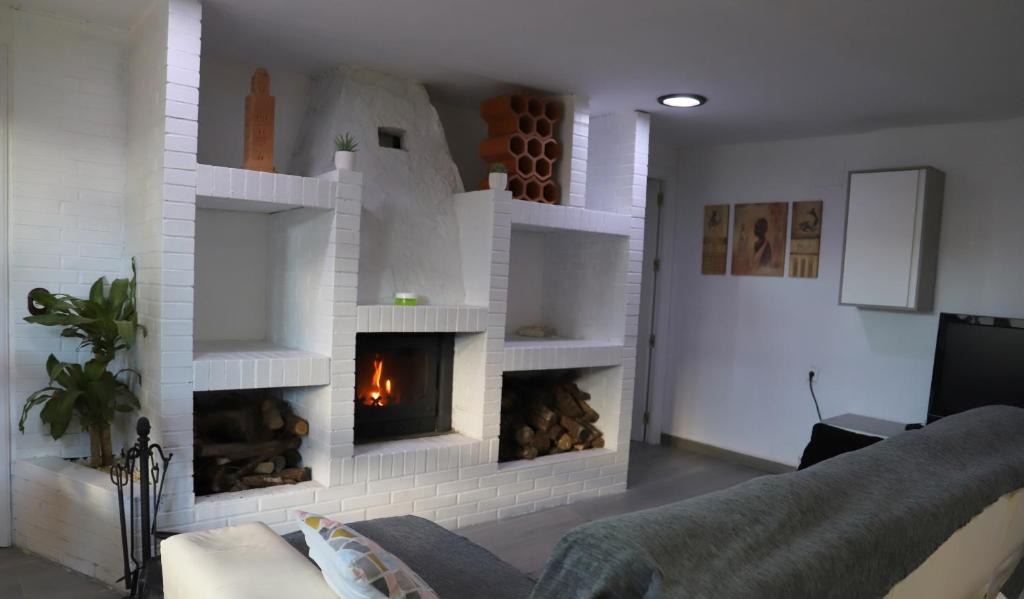 Ledana House | AKI ME QUEDO