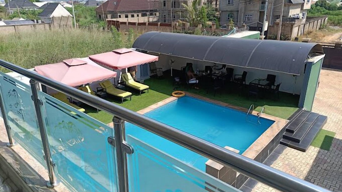 Oba Ile Hotel | Akure Airport Hotel
