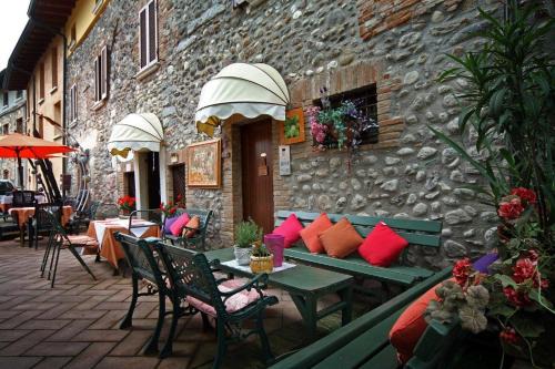 Bedizzole House | AL BORGO ANTICO affittacamere