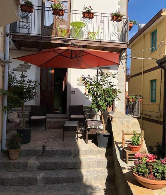 San Piero Patti Apartment | Al castello San Piero Patti