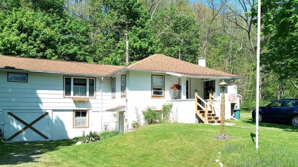 Montour Falls Cottage | Al's Creekside Cottage in the Finger Lakes
