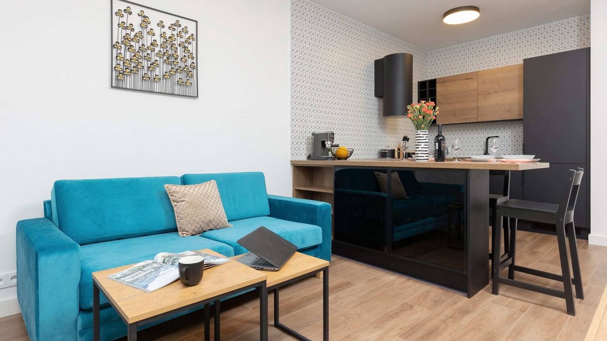 Muranow Apartment | Al. Solidarności 60B| Studio for 4 Guests| Parking