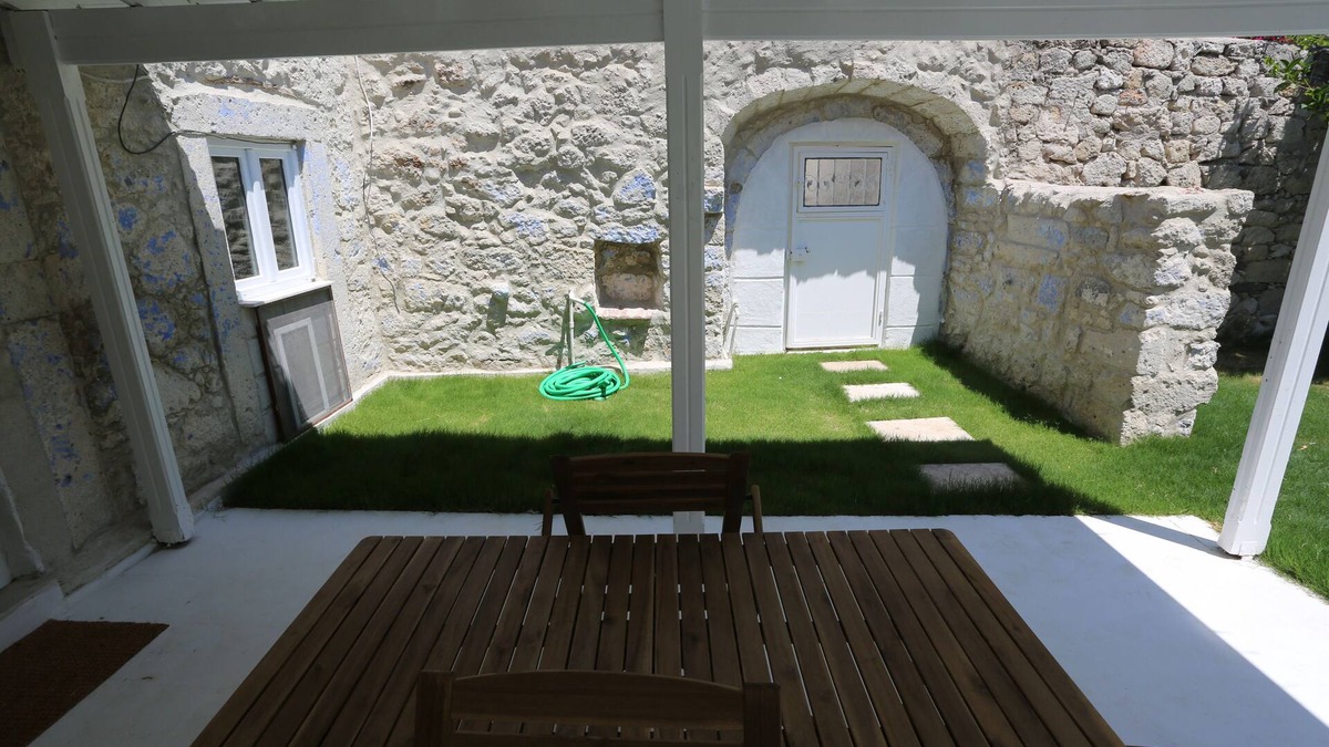 Alacati House | Alaçatı - Historical Greek Stone House