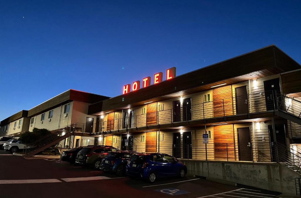 Multnomah Hotel | Aladdin Inn and Suites