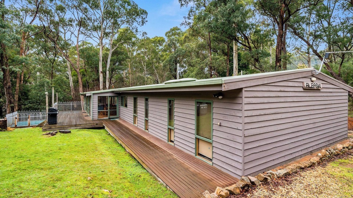 Sawmill Settlement Cabin | Albaski Lodge – Room 3