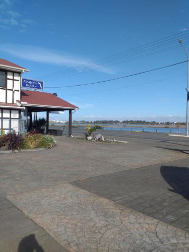 Westshore Hotel | Albatross Motel