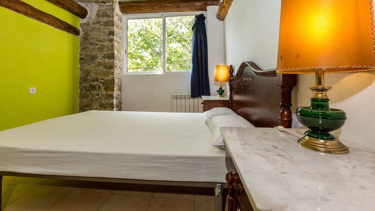 Salas de Pallars Apartment | Alberg La Solana - B23 - Suite Double Room (2 guests)