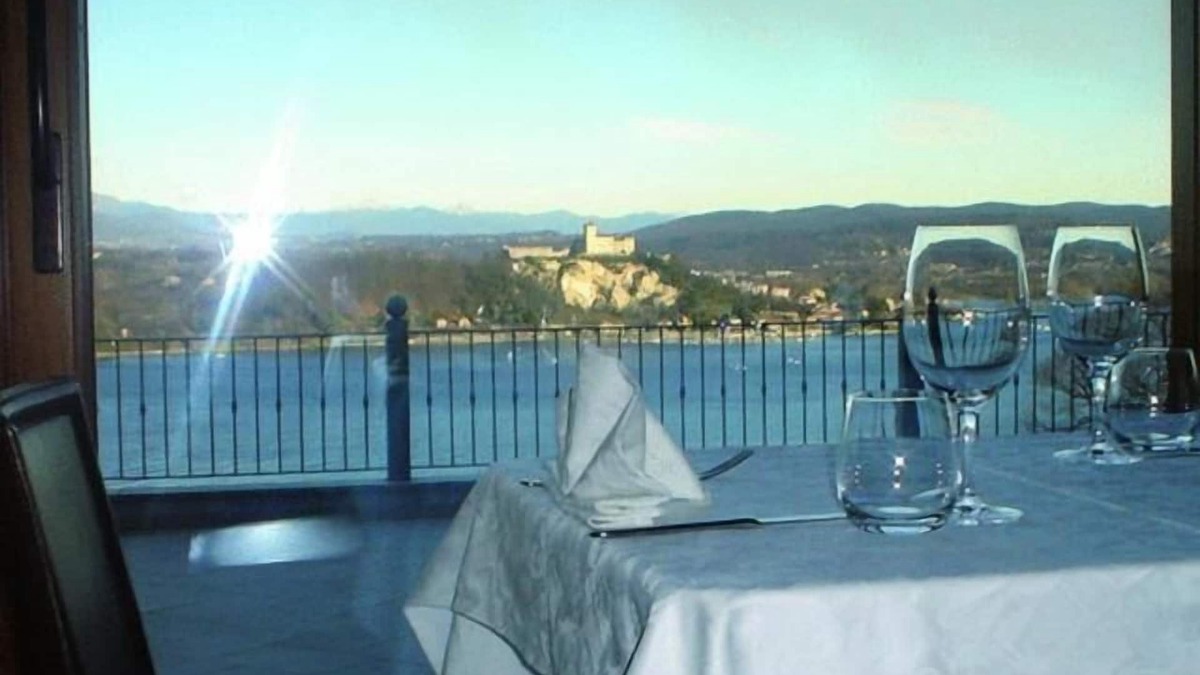 Arona Hotel | Albergo Ristorante San Carlo