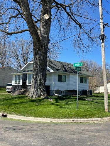 Albert Lea House | Albert Lea revival