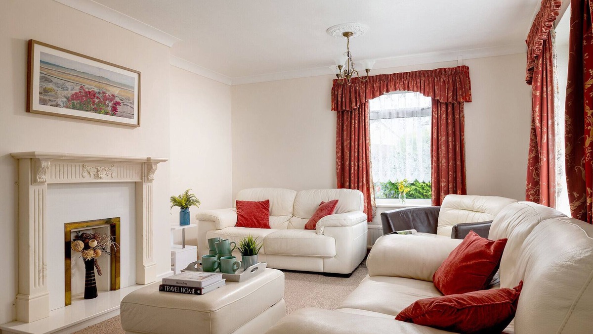 St George Cottage | Alberts Retreat - Three Bedroom Cottage, Sleeps 6