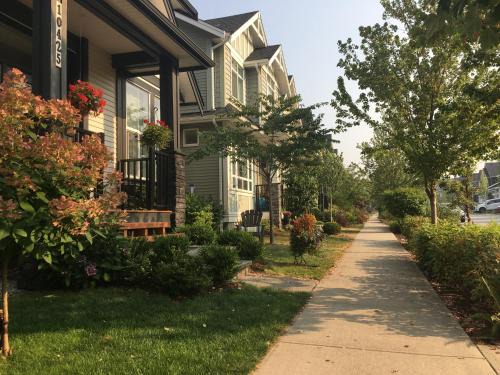 Maple Ridge House | Albion Stay