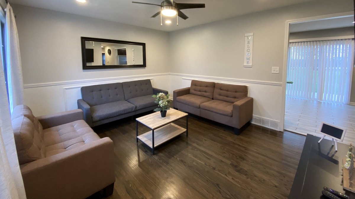 Aurora House | Albor Homes #2, Recently-Remodeled!