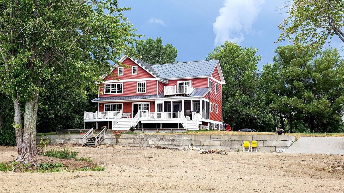 Alburg House | Alburgh Lake Front Rental - Luxurious Post & Beam