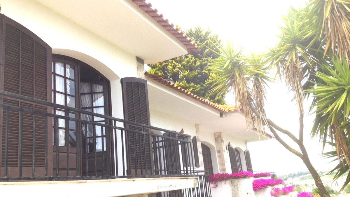 Alcobaca Apartment | Alcobaça near Nazaré and S Martinho do Porto beaches - Apart3Bedrooms5/8 Paxfloor 1