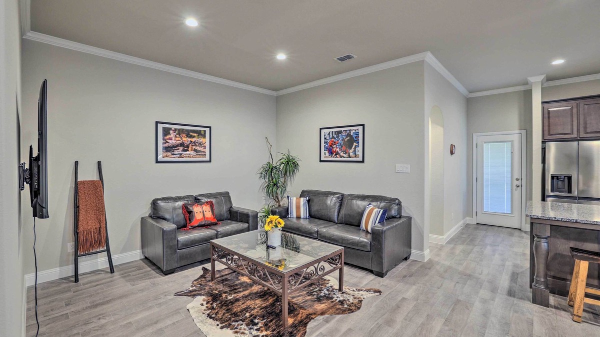 Parker County House | Aledo Home: Covered Patio & Yard, Near Fort Worth!