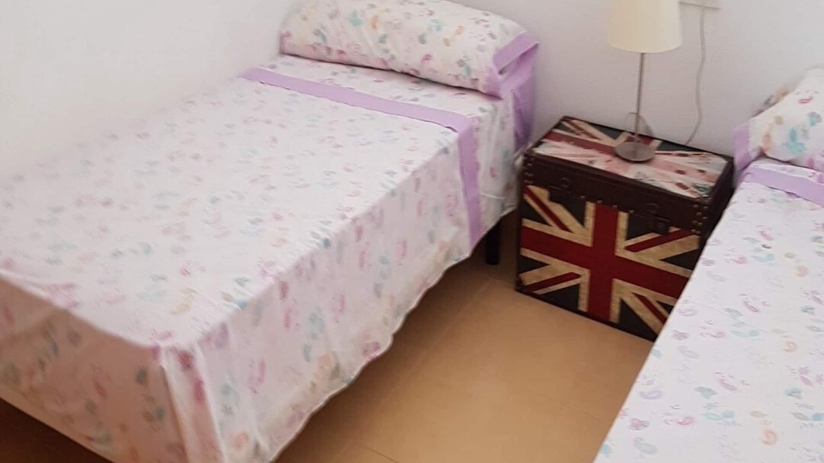 Alhama de Murcia Apartment | ALERT ALL FAMILIES, GOLFERS and HOLIDAY MAKERS this opportunity provides