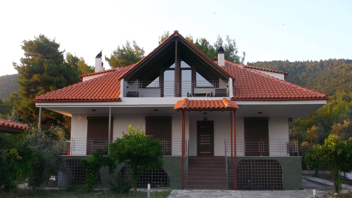 Komnina House | Alex's House. Combining harmony and luxury.