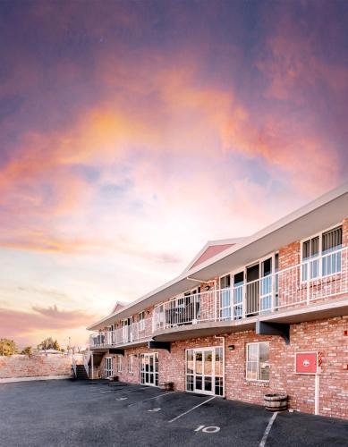 Alexandra Hotel | Alexandra Heights Motel