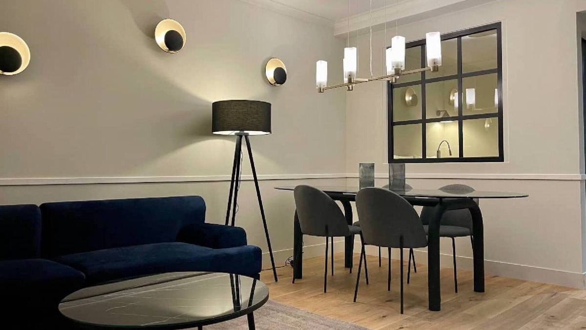 Centre Sud House | Alfred Suites is an elegant, upscale residence ideally located in the vibrant he