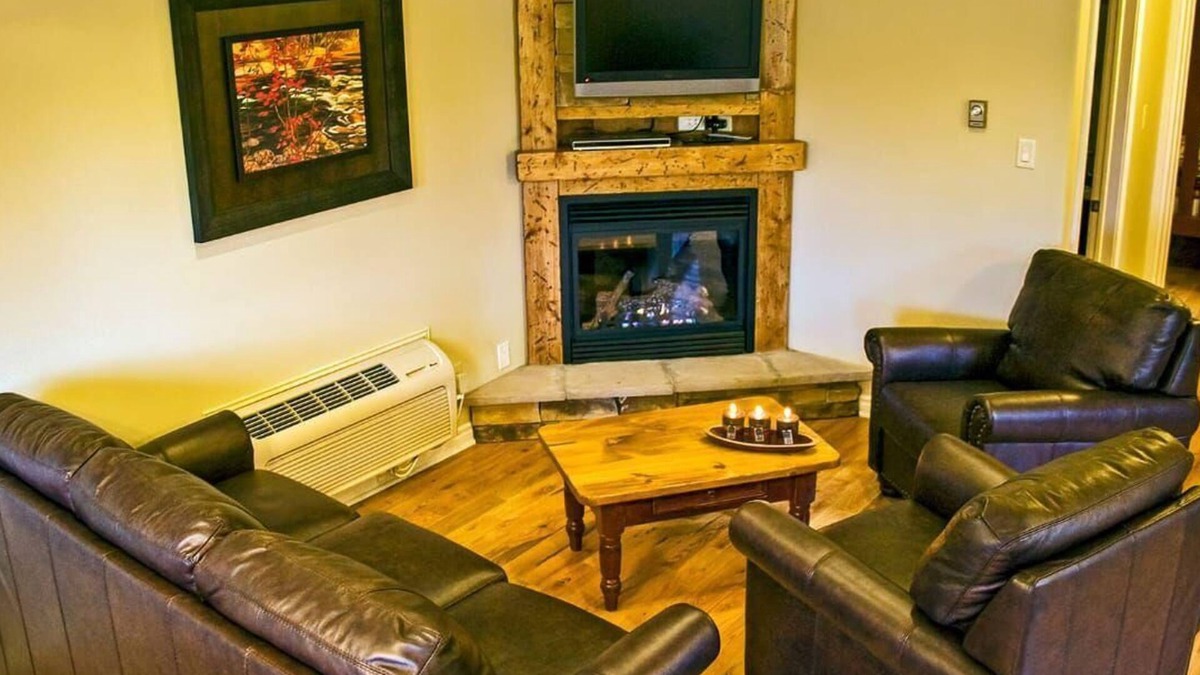 Lake of Bays Cottage | Algonquin Luxury Cottage