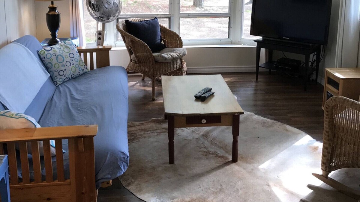 Madawaska Cottage | Algonquin Park Area House Cottage - Madawaska, Ontario, Canada