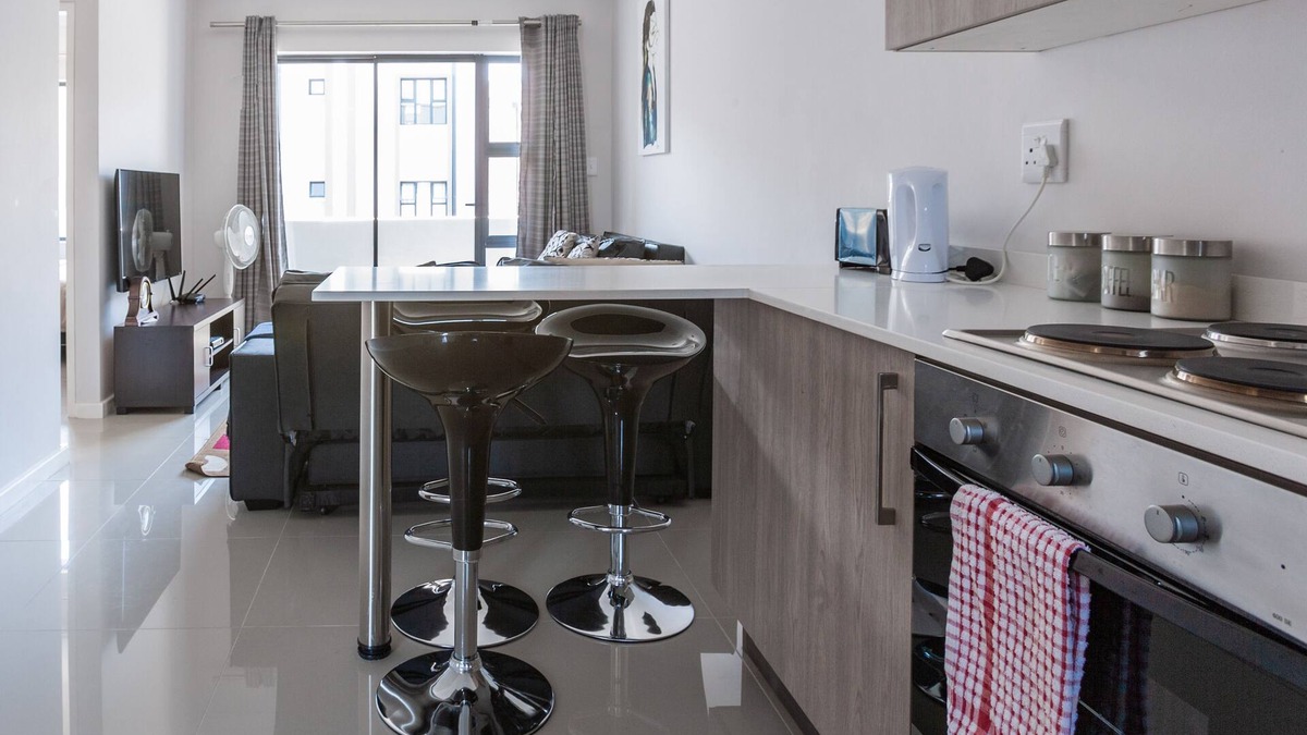 Greater Johannesburg Metropolitan Area Apartment | #AlimamaSpaces: Manson Apartment