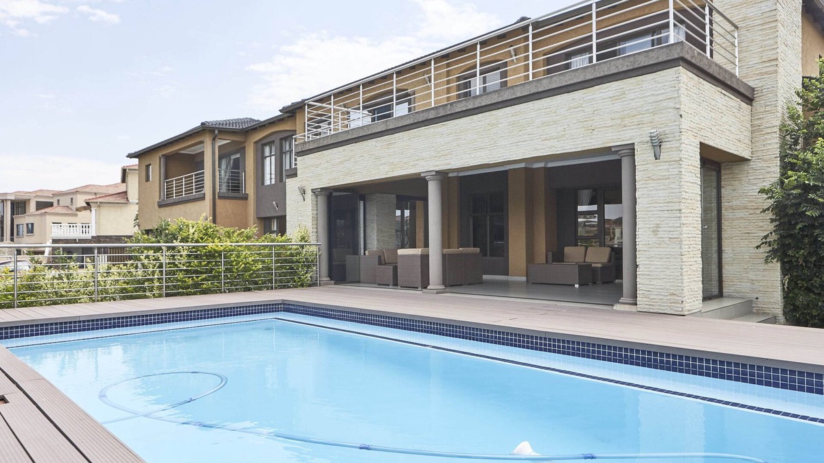 Centurion House | #AlimamaSpaces: Manson Mansion