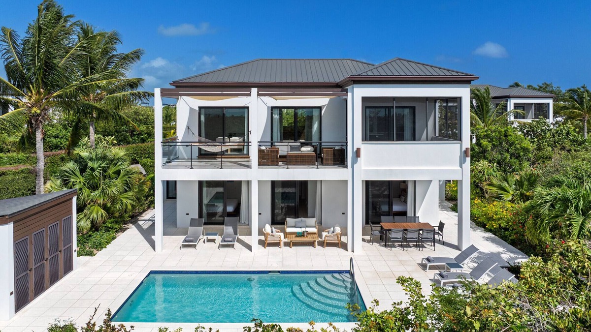 Leeward Settlement Villa | Alize 4 BR Villa