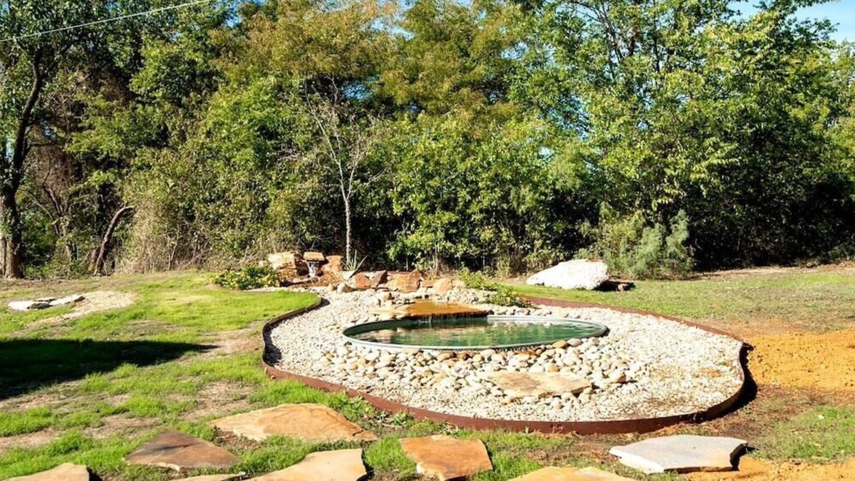 Lone Oak House | All Containers · The Lakeside Haven Containers on Lake Tawakoni