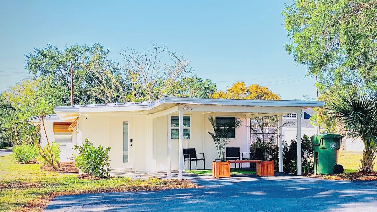 River District Condo | All NEW 1-bedroom condo located in the stunning Riverview area of Bradenton