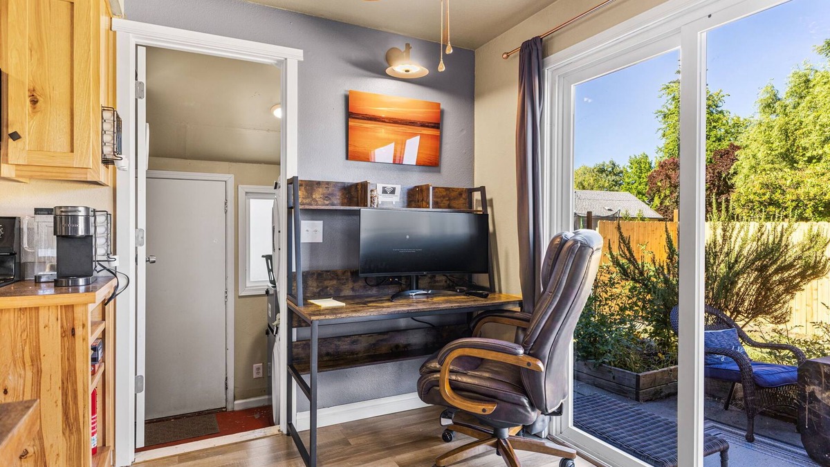 Albany House | All New Affordable 1BDRM! - Albany