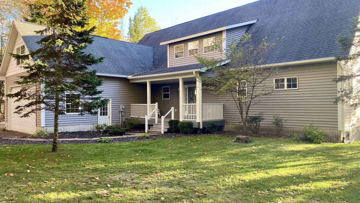 Mancelona House | All Seasons Home On Cedar River Overlooking Schuss Mountain