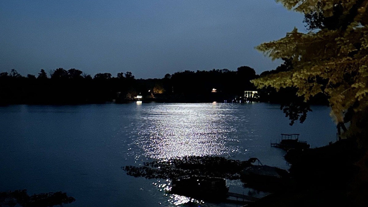 Cassopolis Cabin | All Sports Lake with Private Theater and Game Room