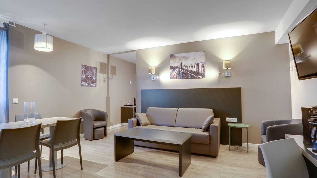 Rungis House | All Suites Appart Hôtel | Aéroport Paris-Orly Rungis