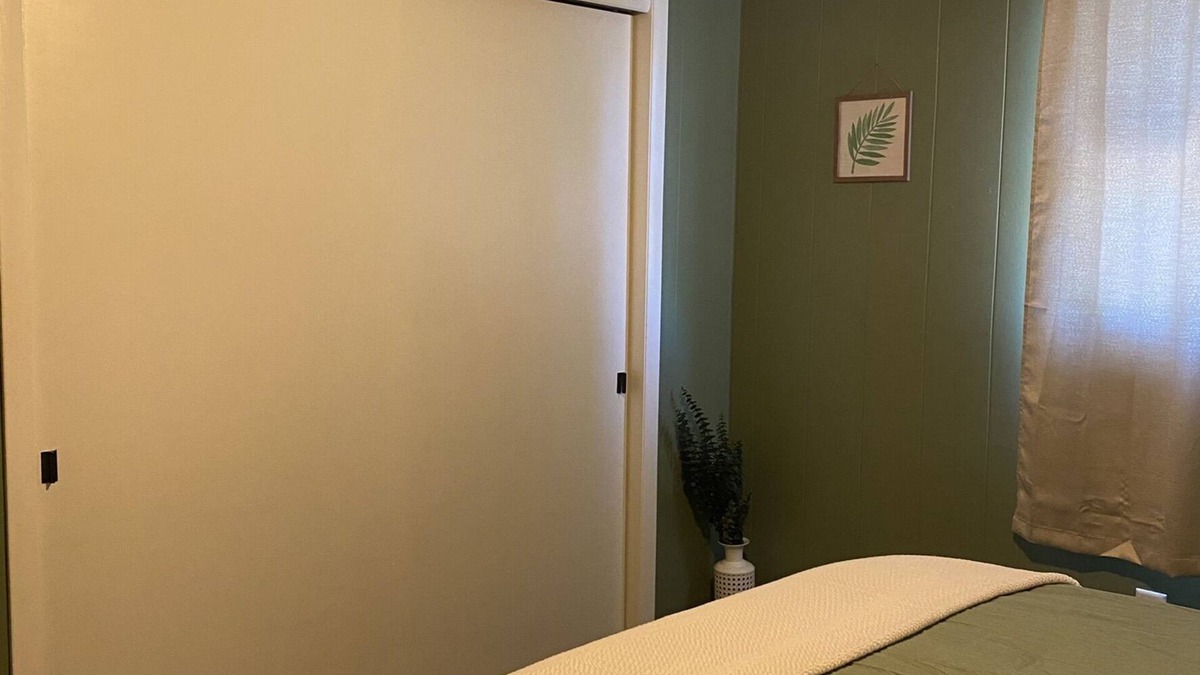 Uhrichsville Apartment | All the basics for traveling workers and longer stays.