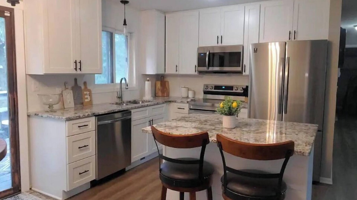 St. Cloud House | All you need for your home away from home in MN