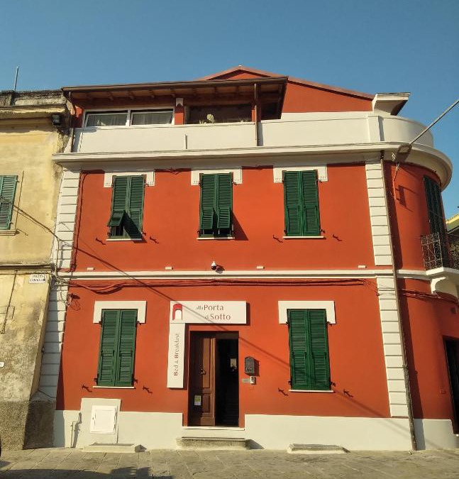 Fivizzano Bed & Breakfast | Alla Porta Di Sotto B&B