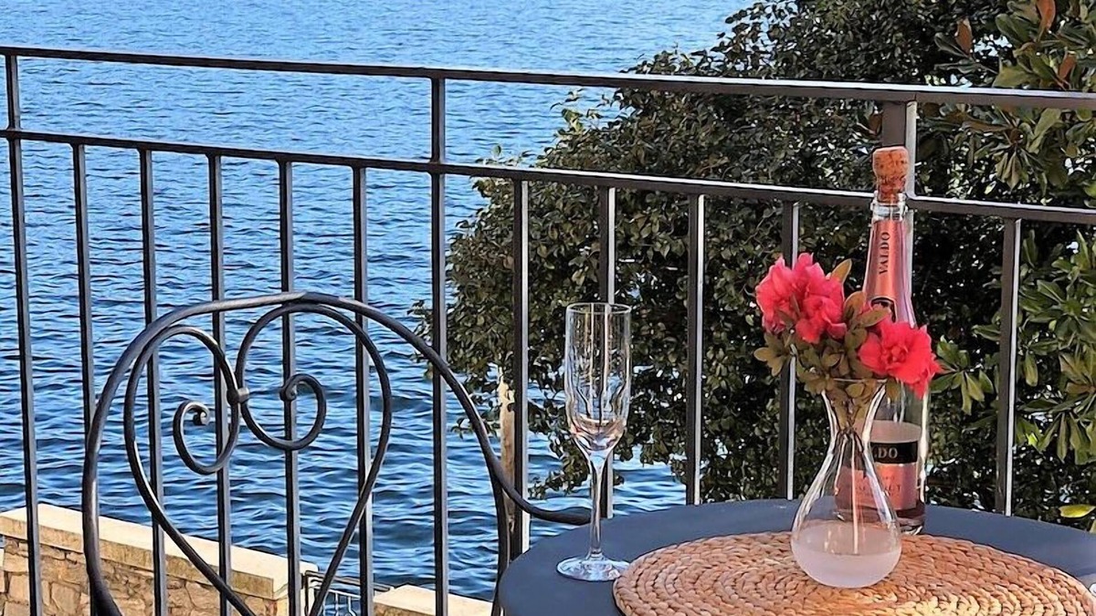 Cannero Riviera Apartment | Alla Vecchia Camelia