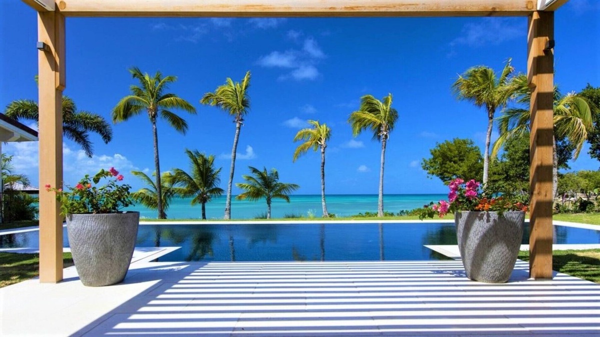 Long Island Villa | Allamanda - Beach Front - 4 Bedrooms