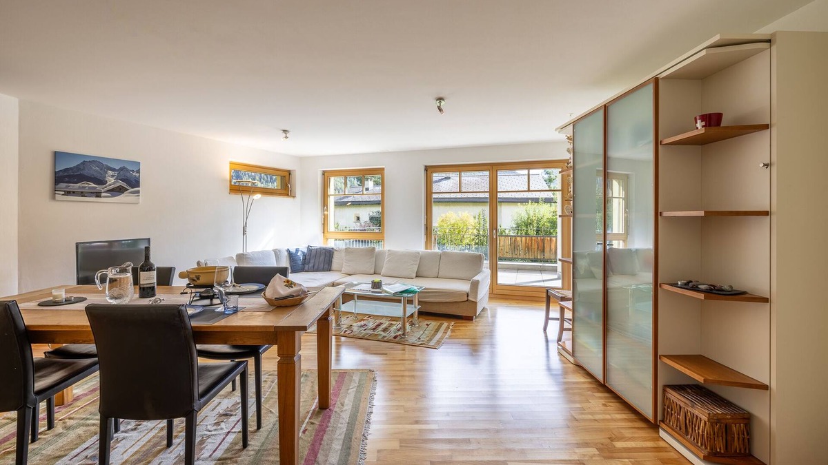 Engadin Scoul Apartment | Allegra and welcome to the Trü-Sura No. 3 vacation apartment
